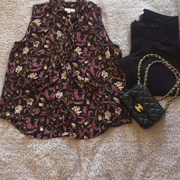 XL Loft Sleeveless Blouse - Picture 1 of 1